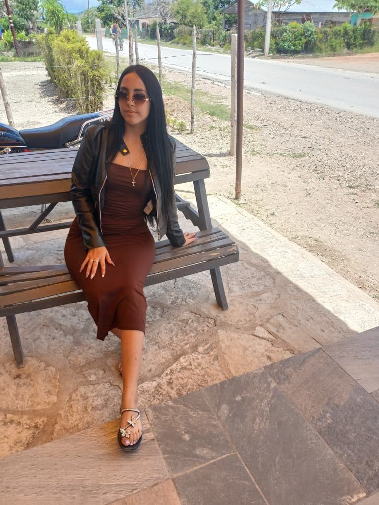 Maria, 23