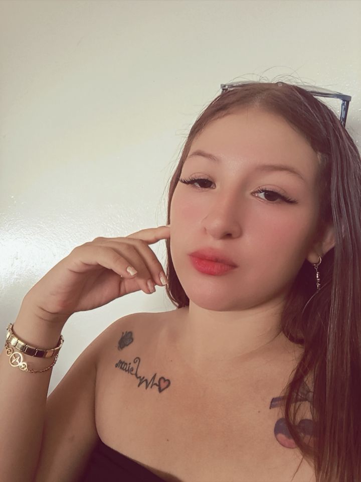 Fanny, 25