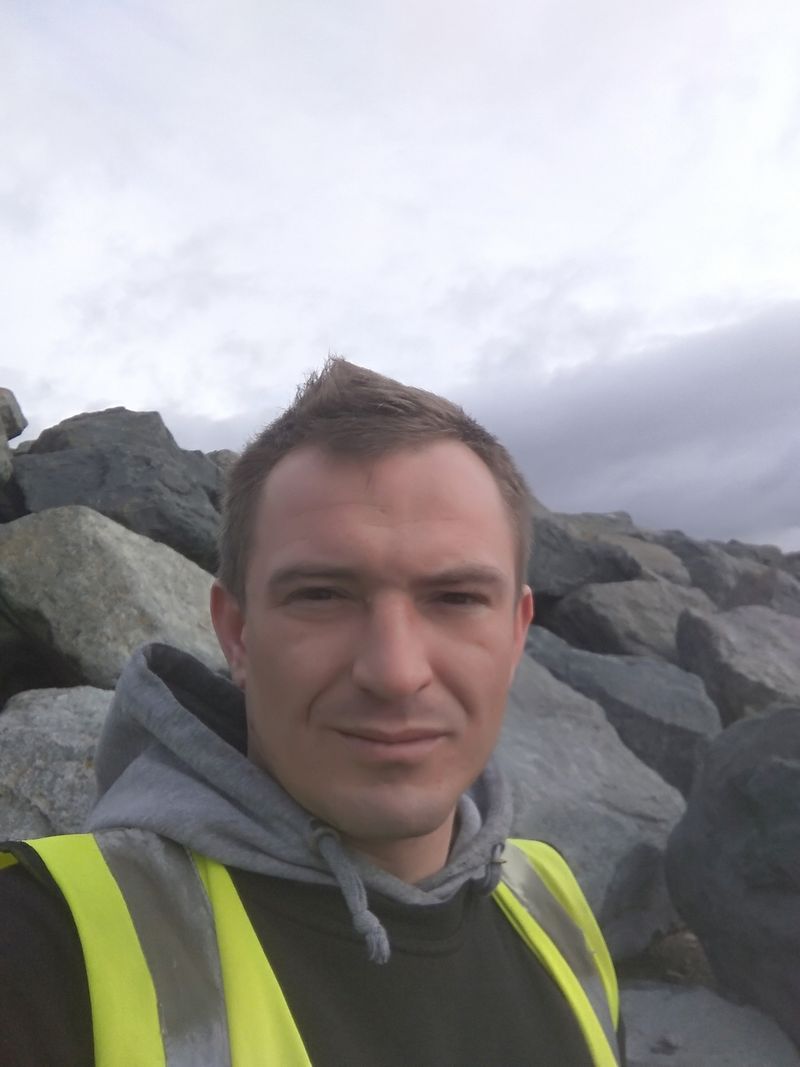 Artur, 40
