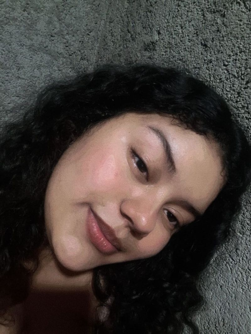 Tita, 25