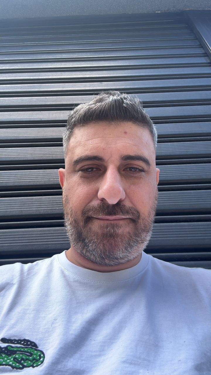 Mohamad, 38