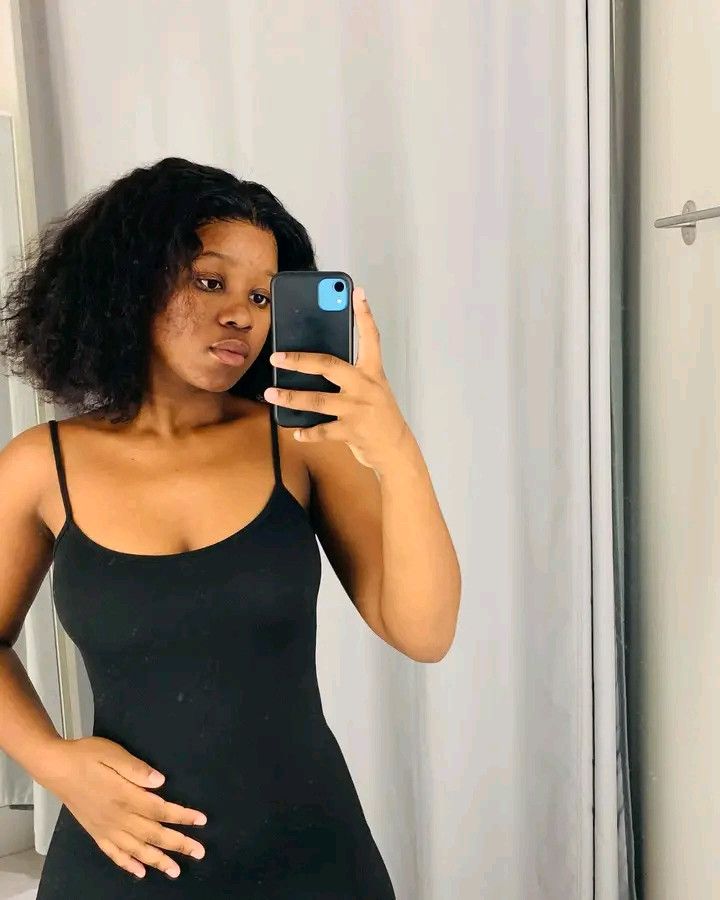 Ayanda, 29