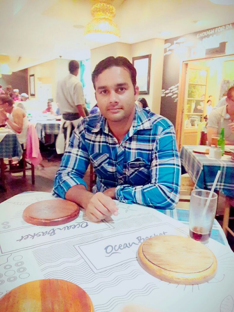 Malik, 34