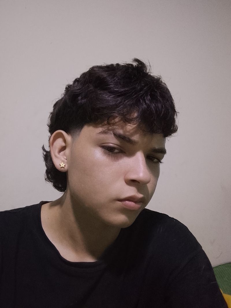 Bairon, 25