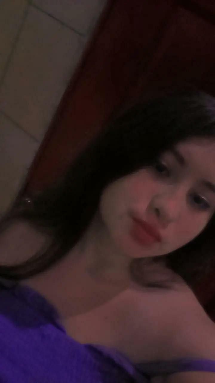 Johana, 18