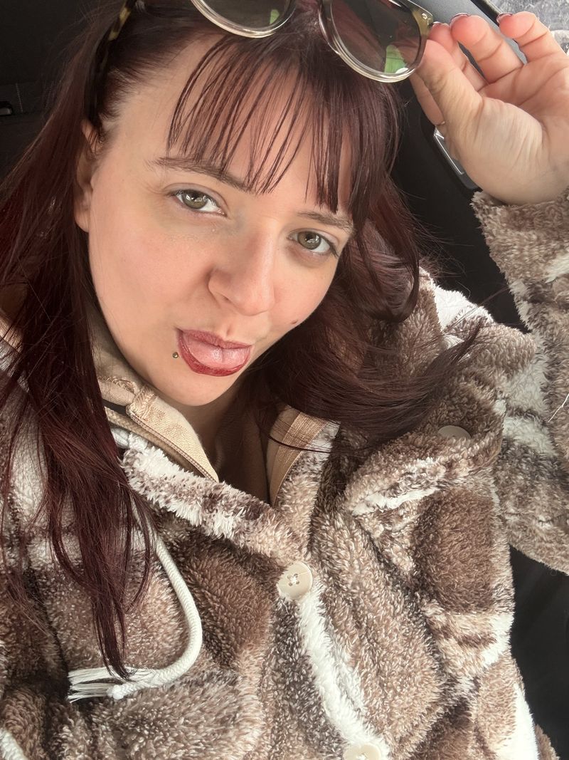 Fanny, 28