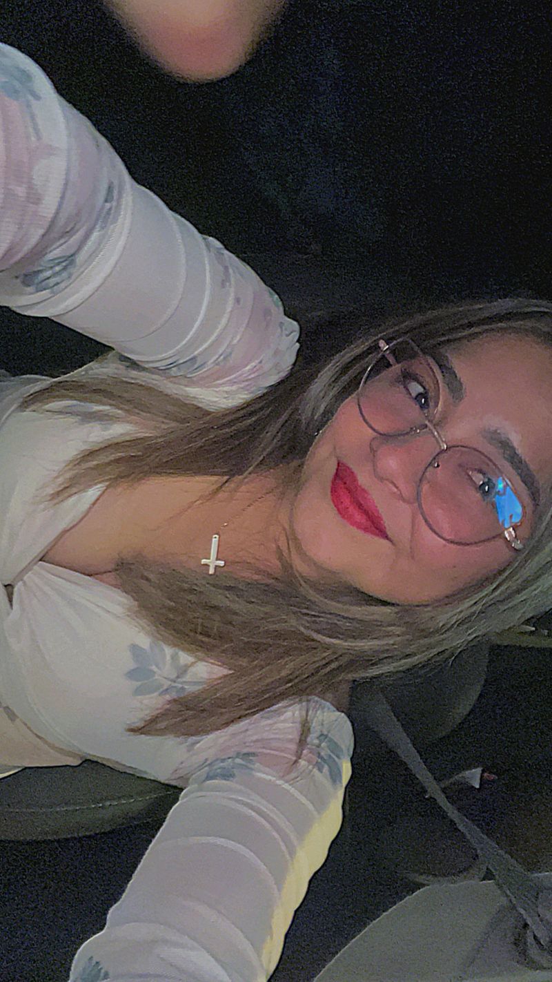 Emmy, 28