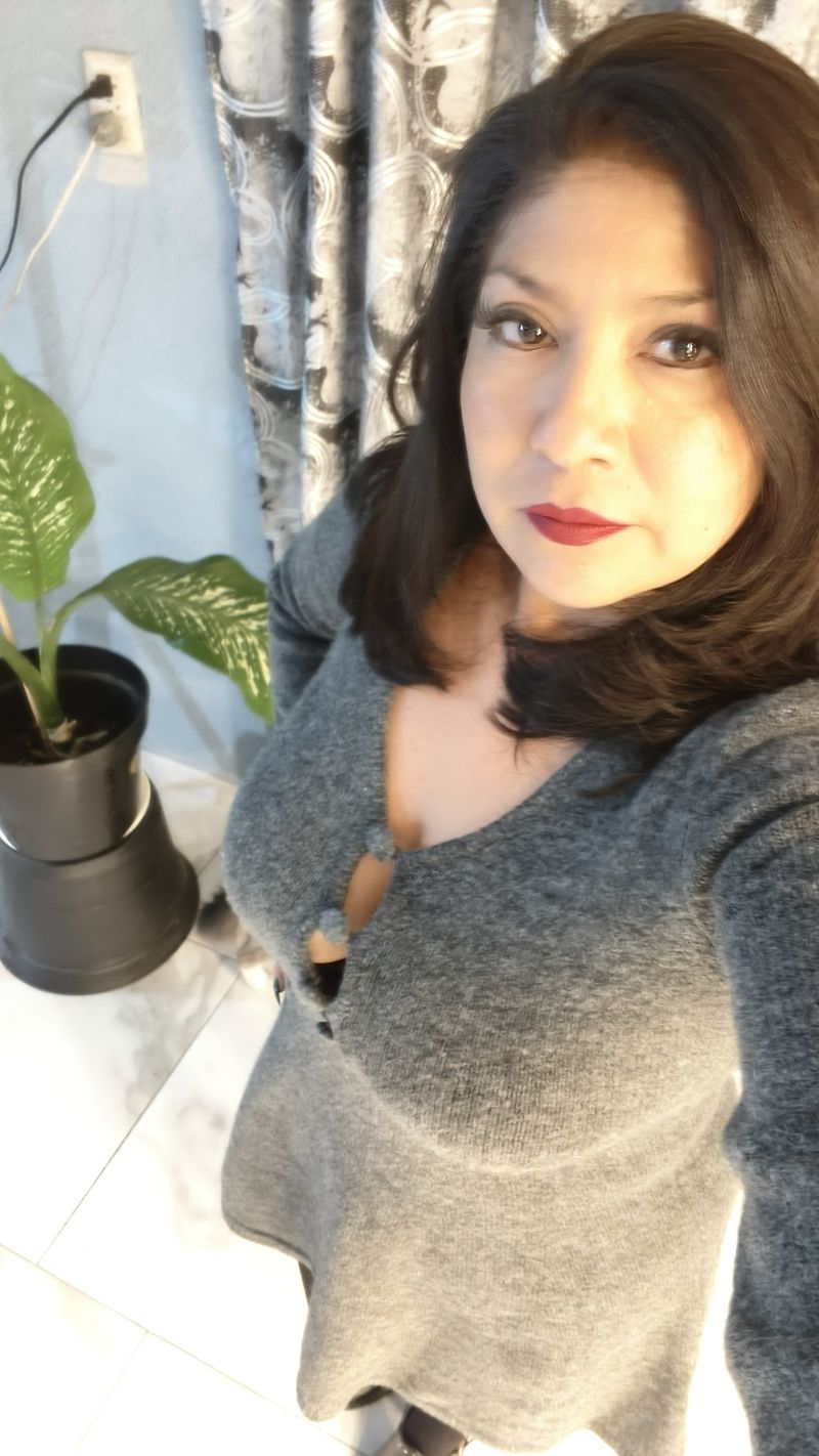 Lucy, 46