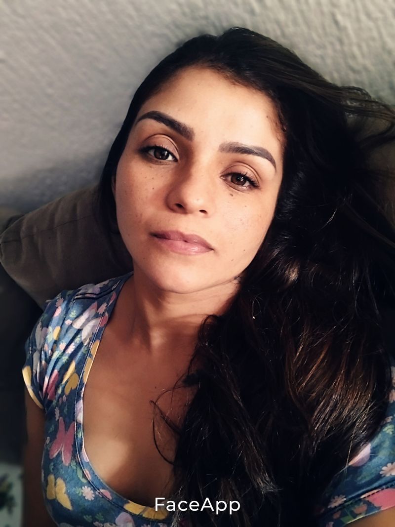 Janaina, 38