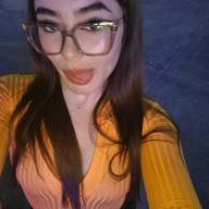 Camila, 20