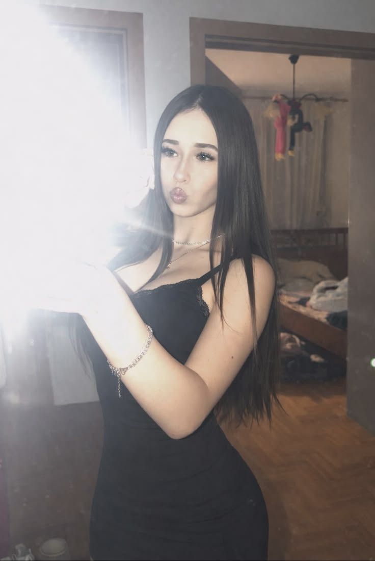 Cecila, 18