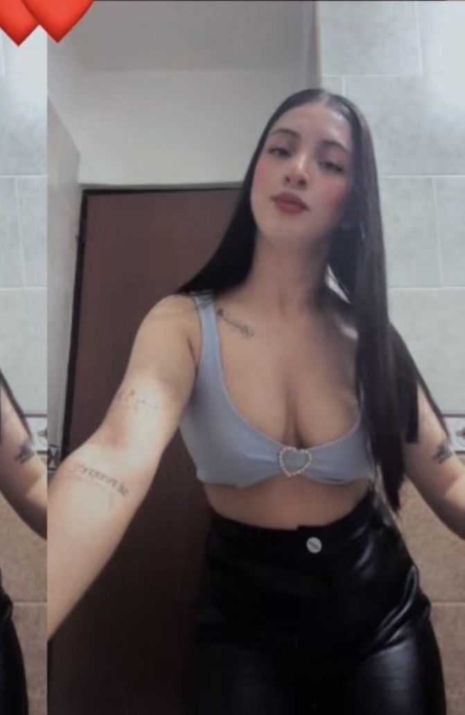 Yuliana, 26