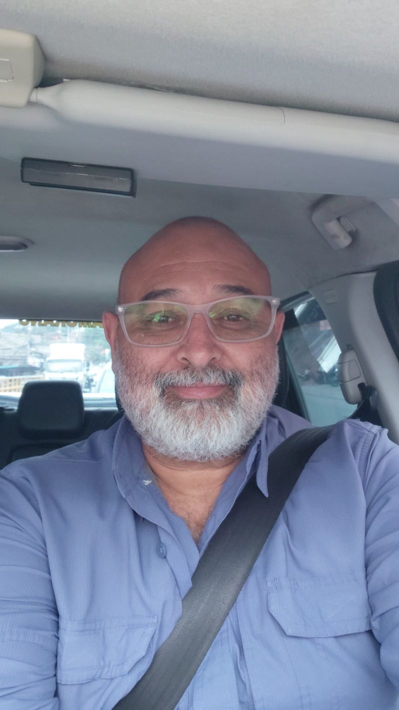Rey, 52