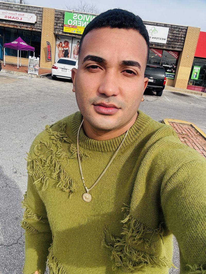 Angel, 28