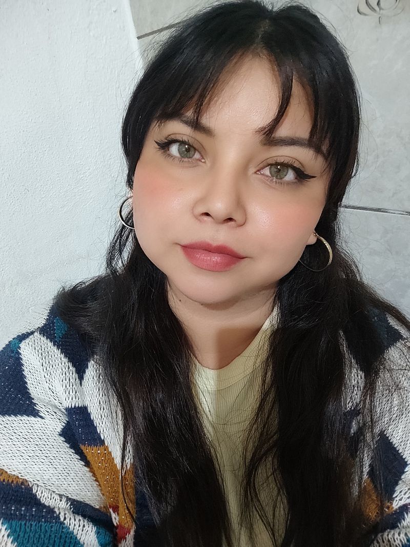Sophia, 31
