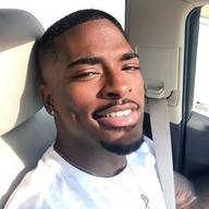 Julio, 35