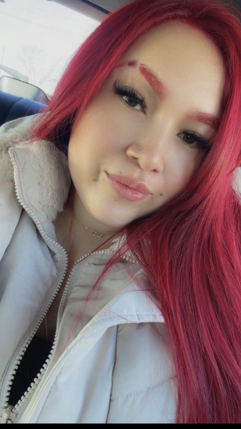 Sofia, 31