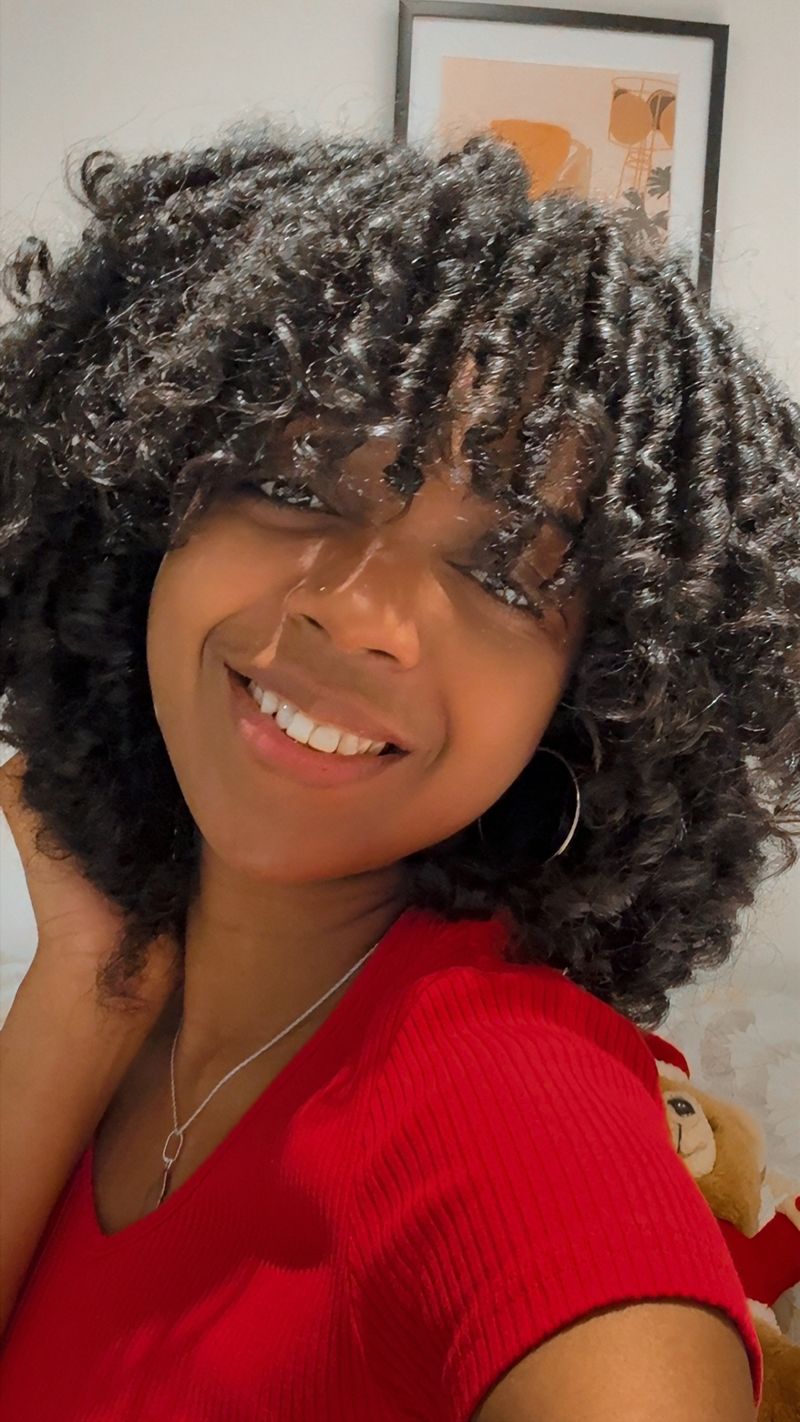 Fara Leoncia, 29