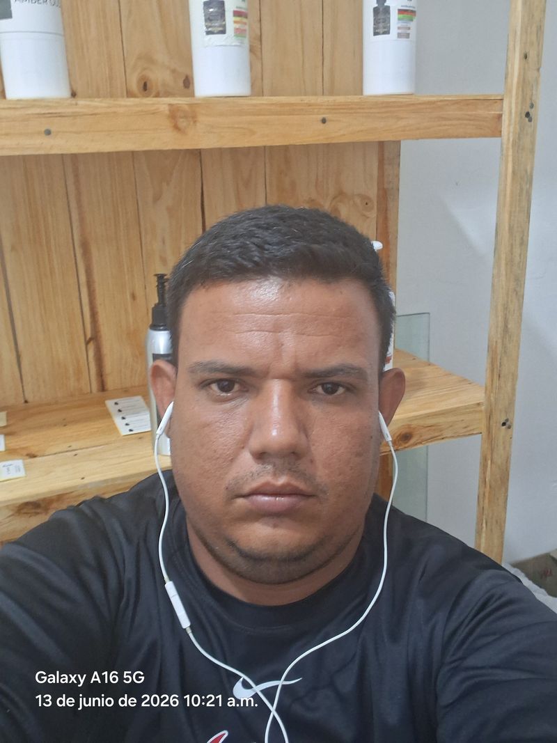 El Camgry, 34