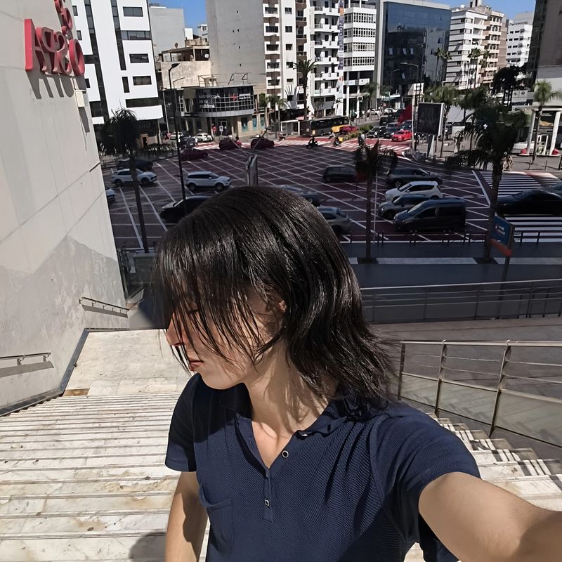 Zahri, 19