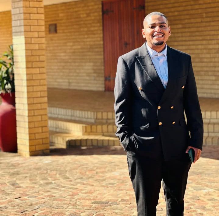 Nelson Molele, 49