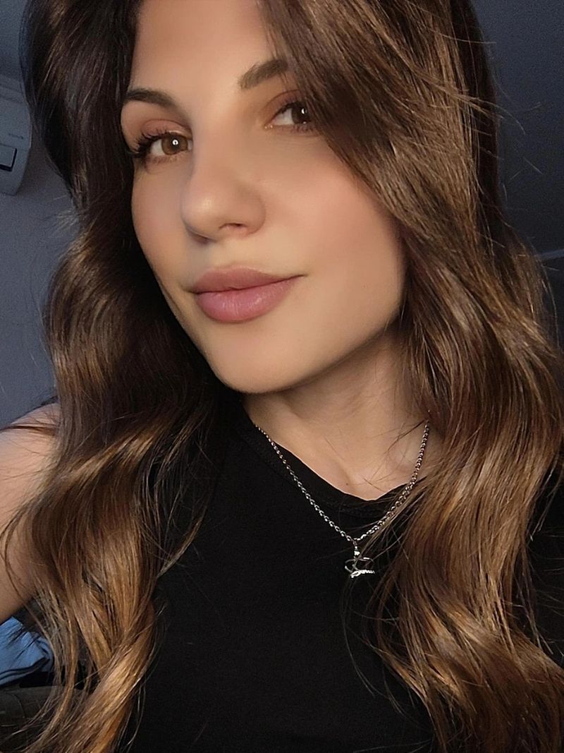 Карина, 28