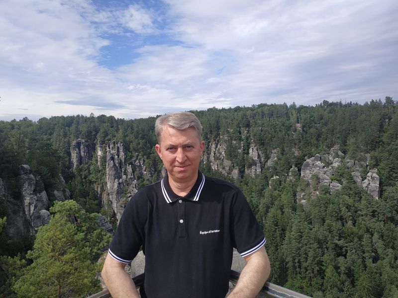 Валентин, 57