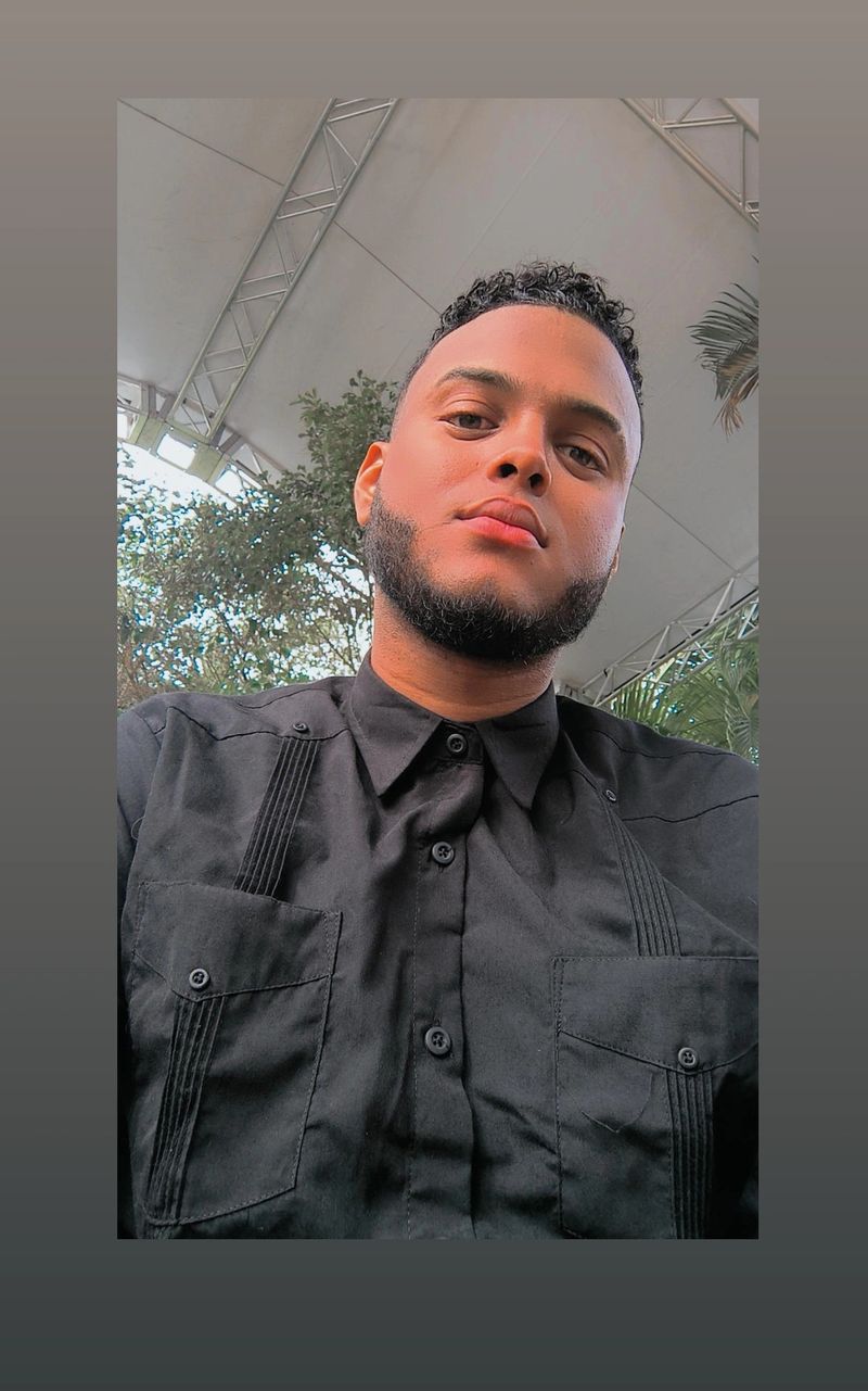 Criss, 28