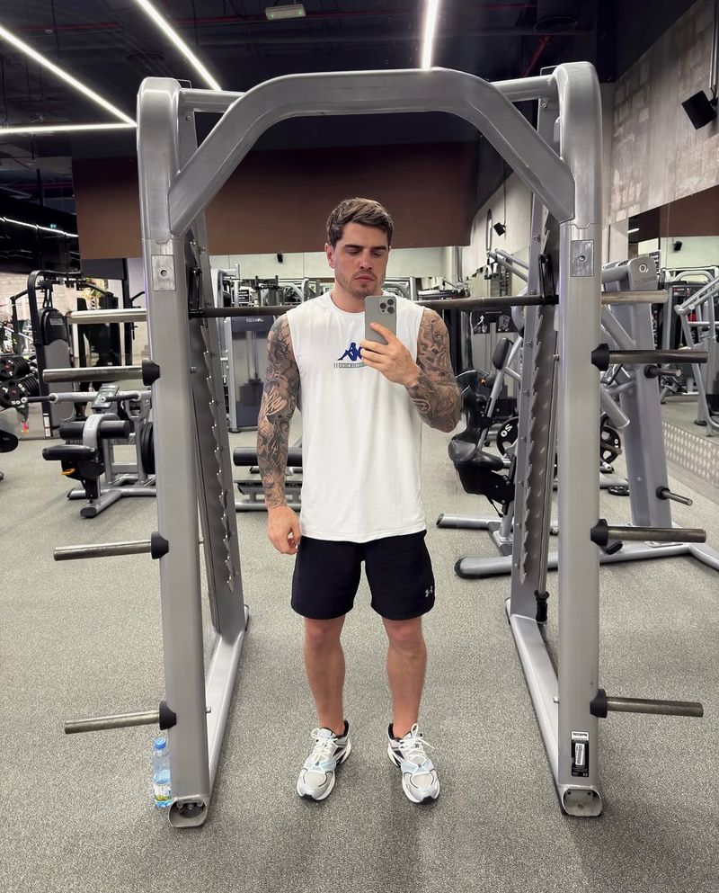 Evgen, 33