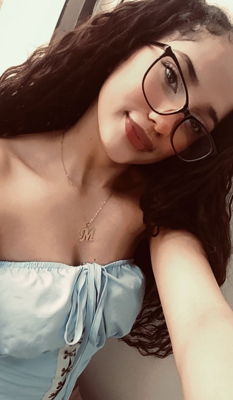 Mafer, 21