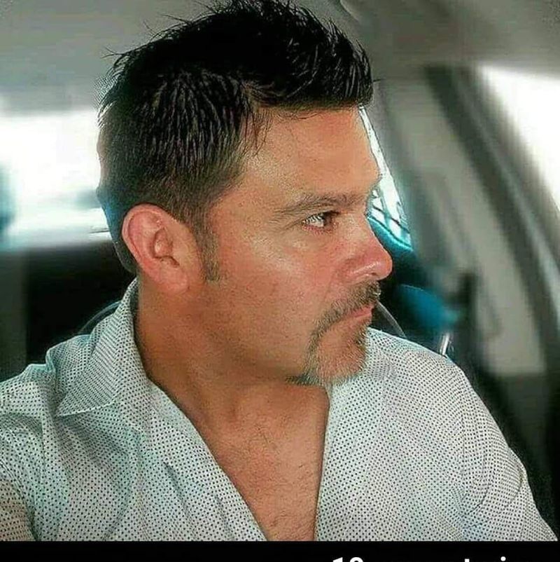 Felipe, 51