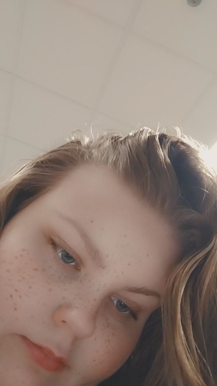 Aurore, 23