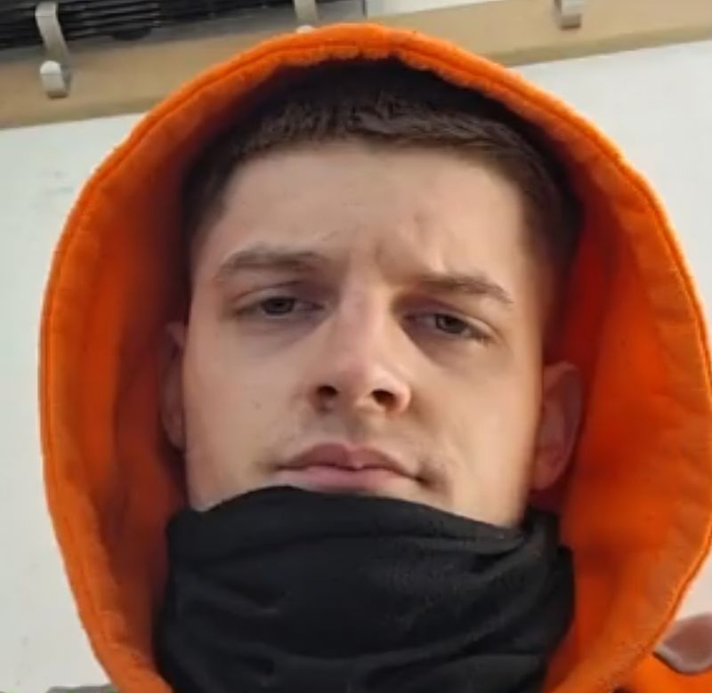 Callum, 21