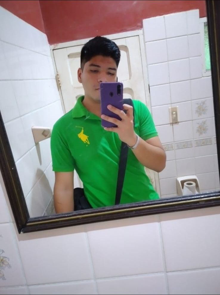 Andy, 25