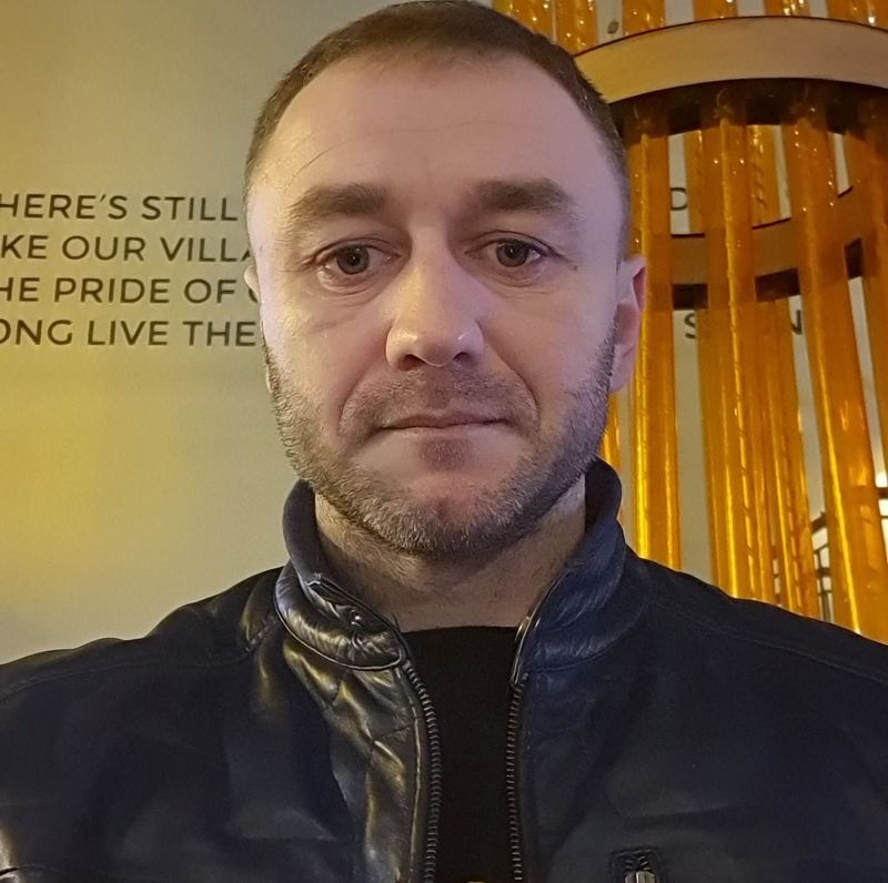 Mihai, 36