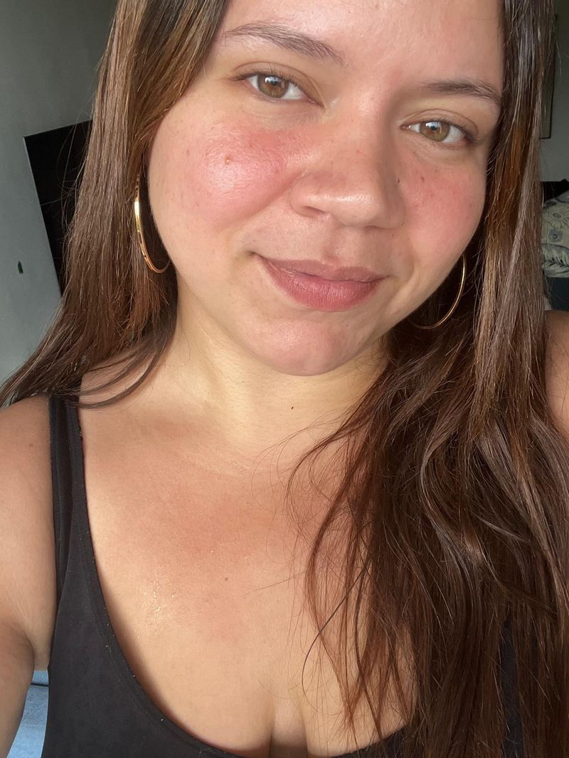 Angelica, 40