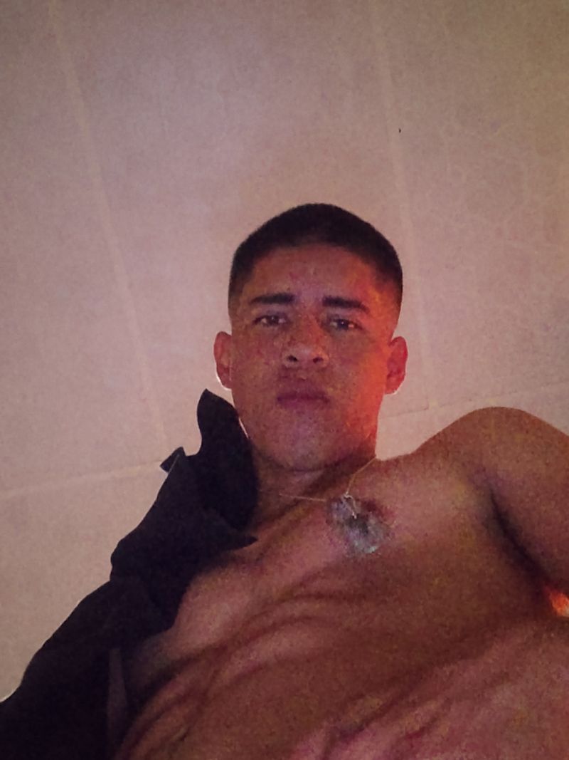 Fernando, 23