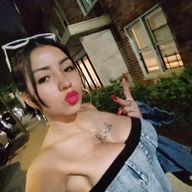 Karen, 23