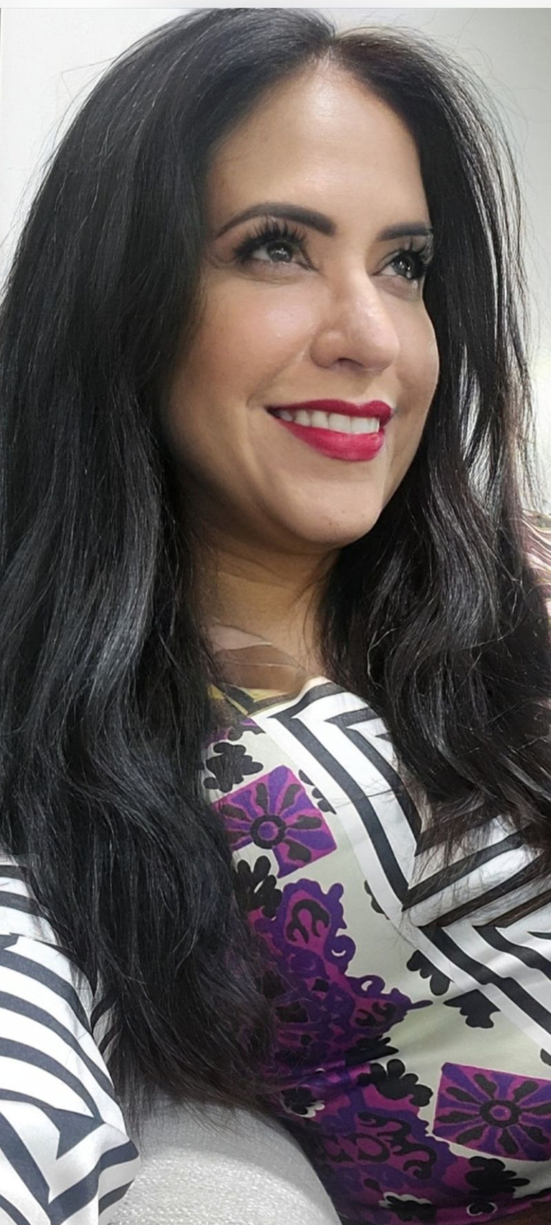 Mariel, 48