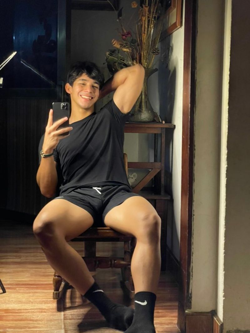Misael, 18