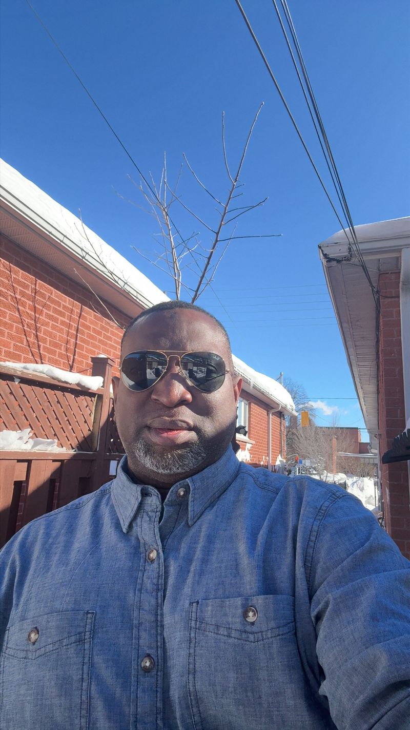 Abdul, 42