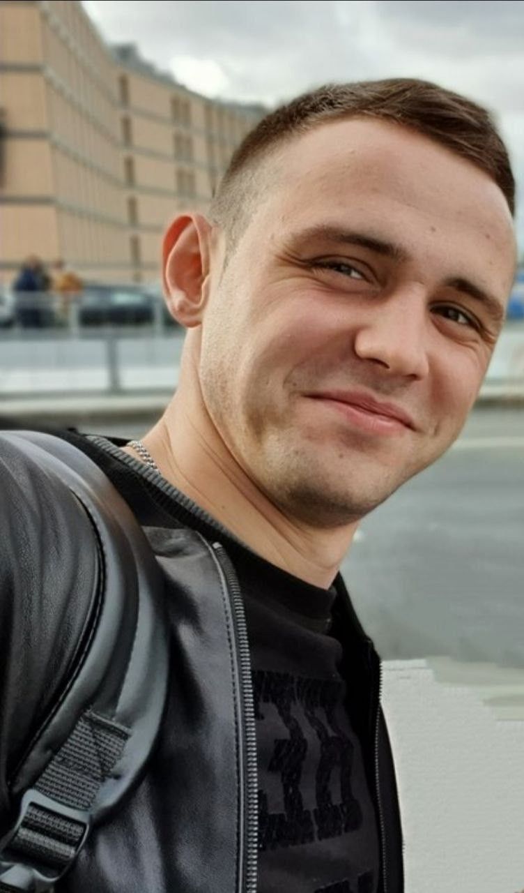 Борис, 29