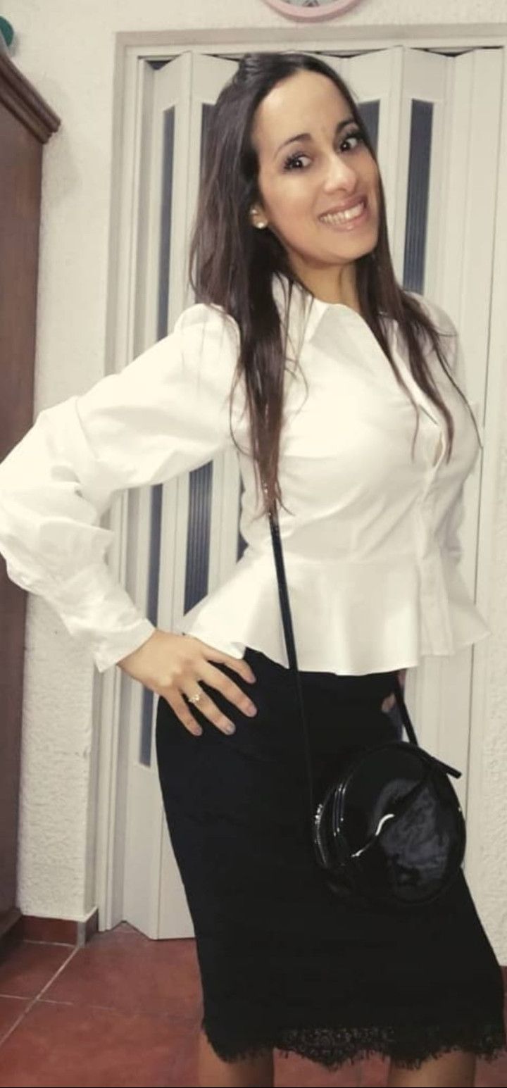 Camila, 41