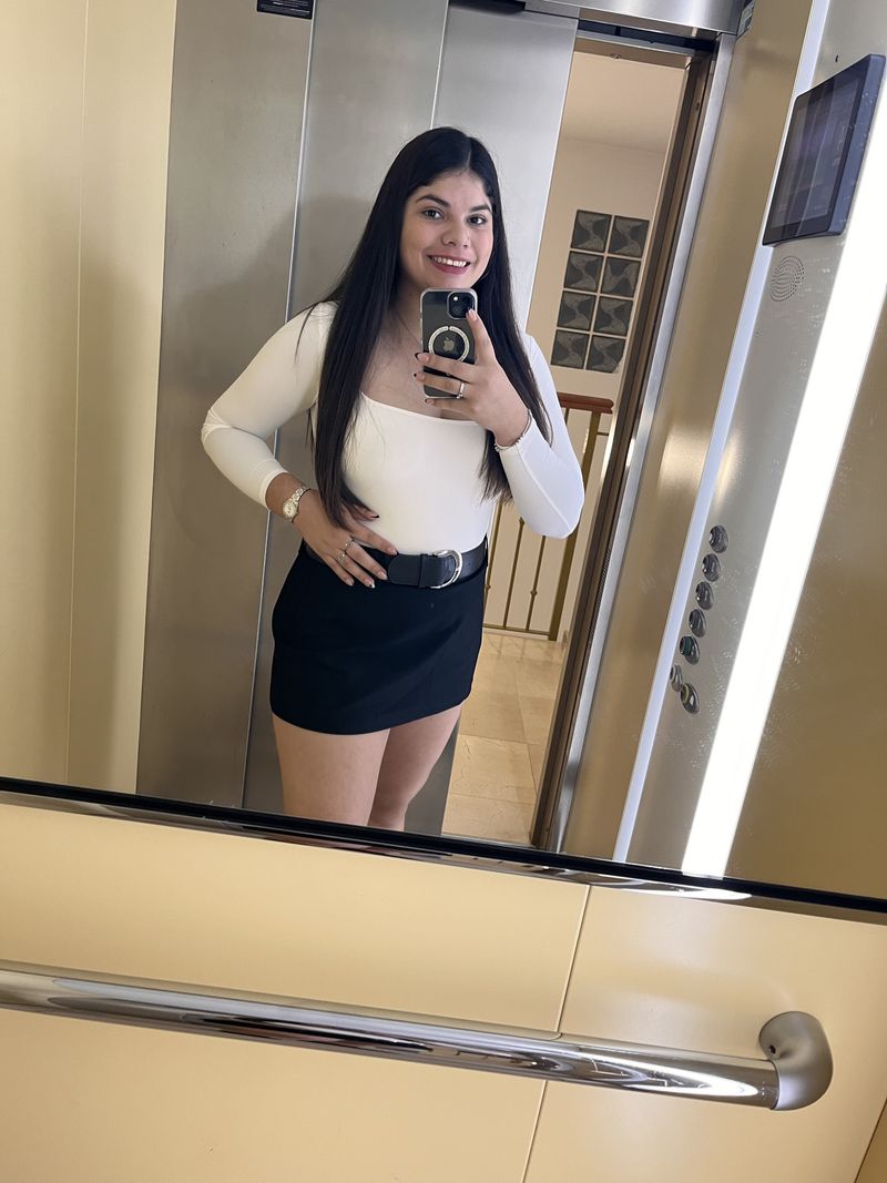 Rosi, 25