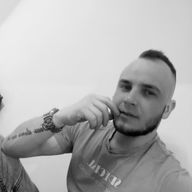 Andrzej, 28