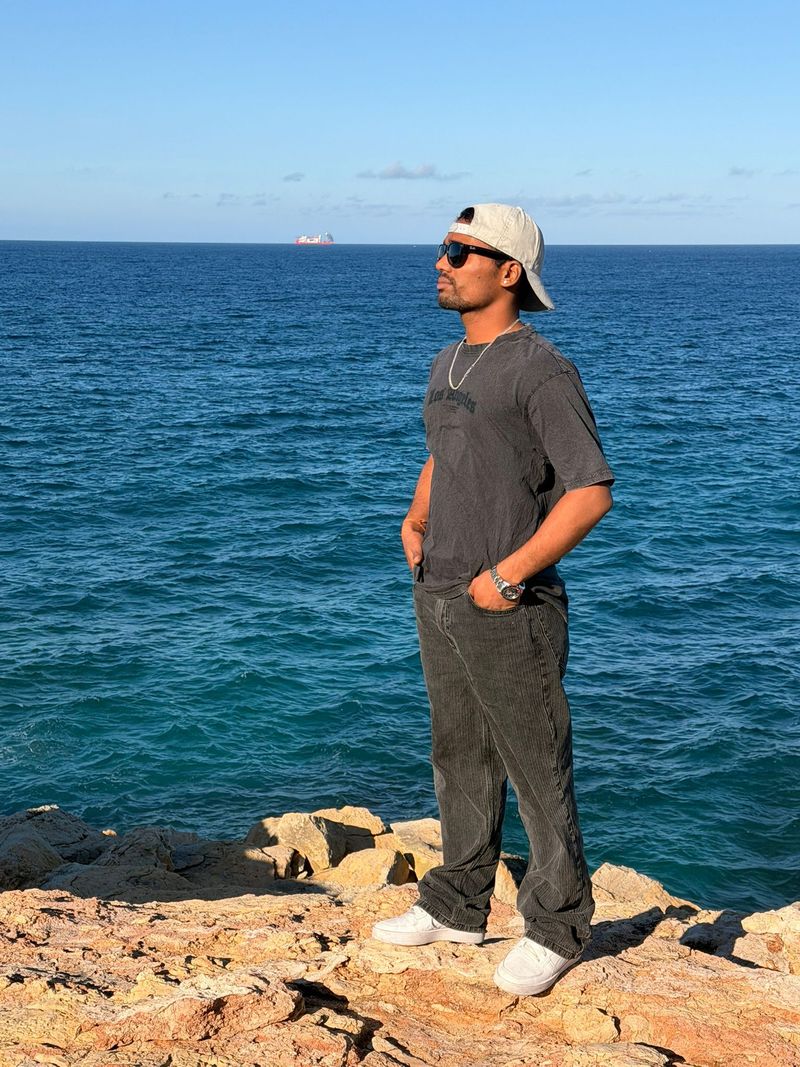 Krish, 29