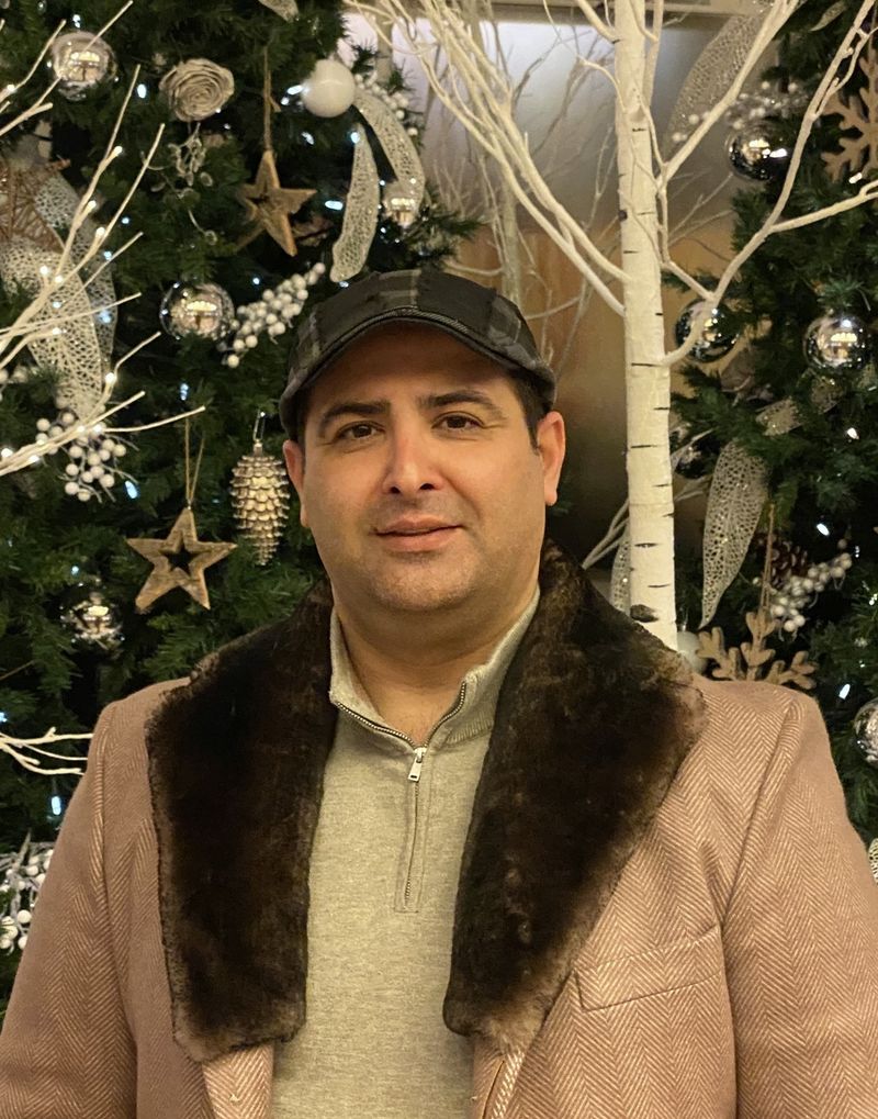 Vince, 42