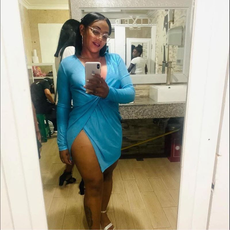 Mariel, 28