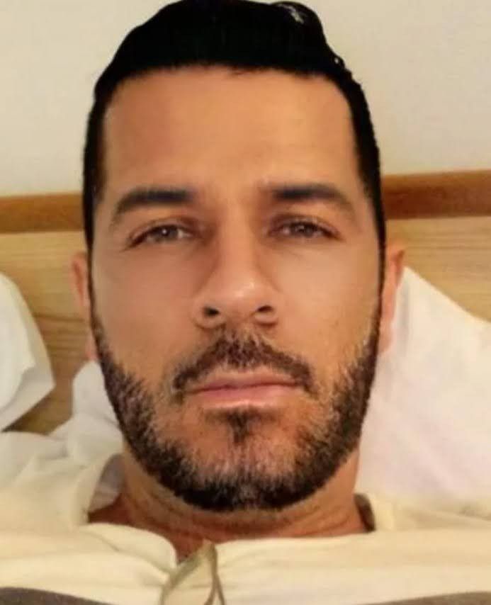 Jhon, 50