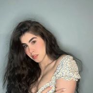 Mariangel, 28